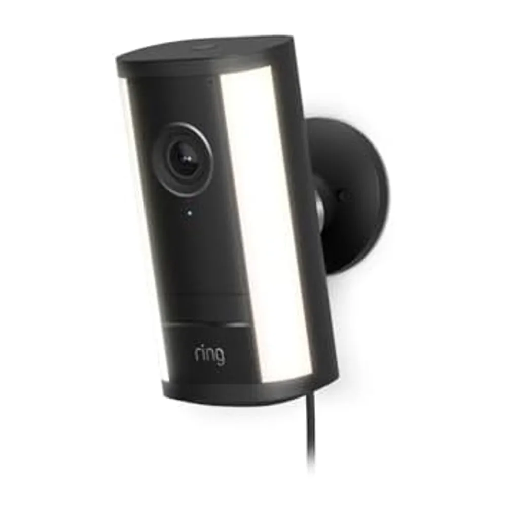Ring Spotlight Camera 4K Pro (nieuwste generatie) met stekkeradapter — 2